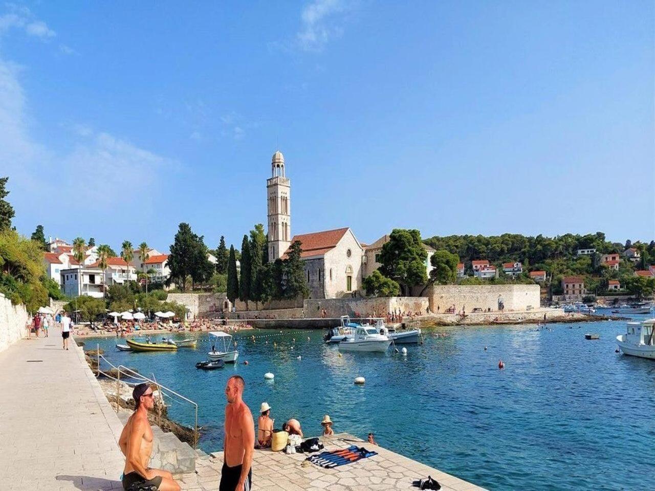 Apartment Eta Hvar Town Exterior photo